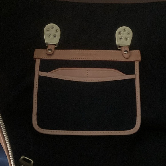 DOONEY & BOURKE Blue & Tan large travel bag. - Picture 7 of 7